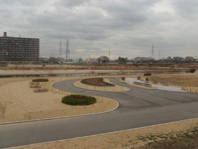 武庫川河川敷緑地（宝塚市境）