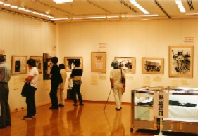 平成16年度原爆展1