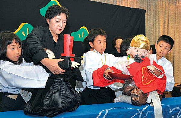 写真：子ども人形劇講座