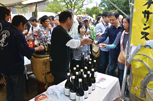 写真：味わい酒ぐら通り