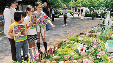 写真：ガーデンコンペの審査