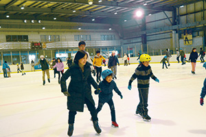 写真：ひょうご西宮アイスアリーナ