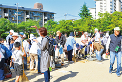 写真：わがまちクリーン大作戦の様子