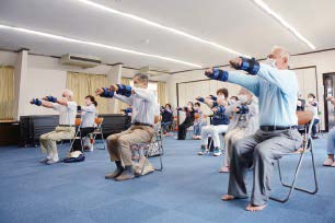 写真：西宮いきいき体操