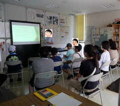 見学ツアーの様子