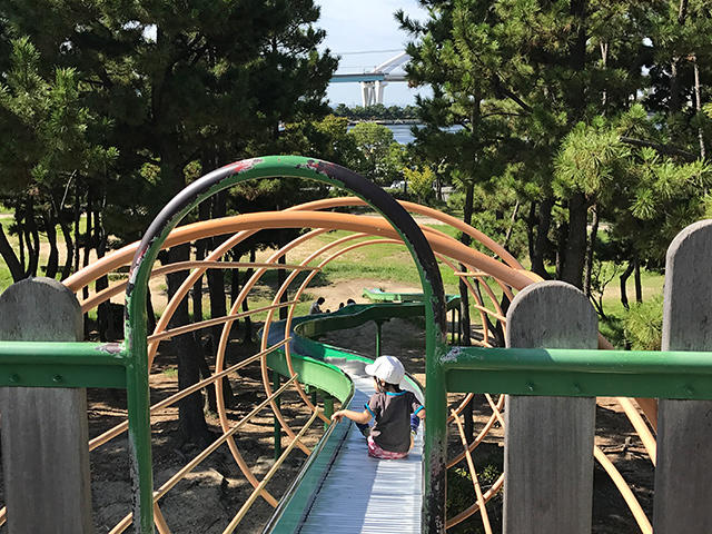 甲子園浜海浜公園 すべり台