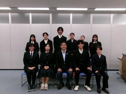 Youth委員会の皆さんと石井市長